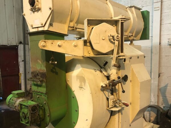 Used Buhler Press 150 kw